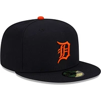 Men's New Era Navy Detroit Tigers Road Authentic Collection On-Field 59FIFTY Fitted Hat
