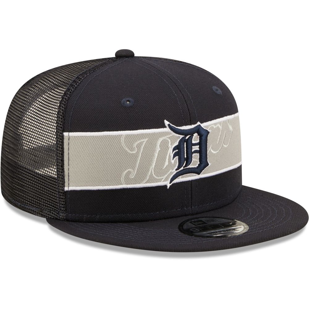 New Era Men's White, Navy Detroit Tigers Team Stripe Trucker