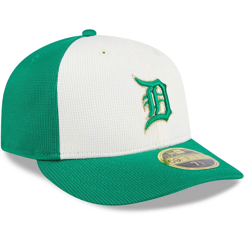 Casquette ajustée 59FIFTY Low Profile pour hommes des Detroit Tigers 2024 de la Saint-Patrick New Era, blanc/vert