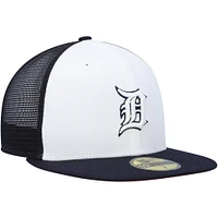 Casquette ajustée 59FIFTY pour entraînement au bâton sur le terrain des Detroit Tigers 2023 New Era homme, blanc/bleu marine