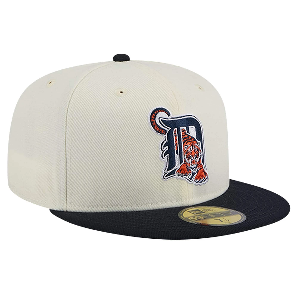 Men's New Era White Detroit Tigers Cooperstown Collection Chrome 59FIFTY Fitted Hat