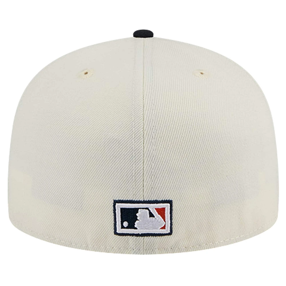 Men's New Era White Detroit Tigers Cooperstown Collection Chrome 59FIFTY Fitted Hat