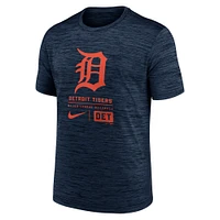 T-shirt Nike bleu marine Detroit Tigers Velocity avec grand logo pour homme