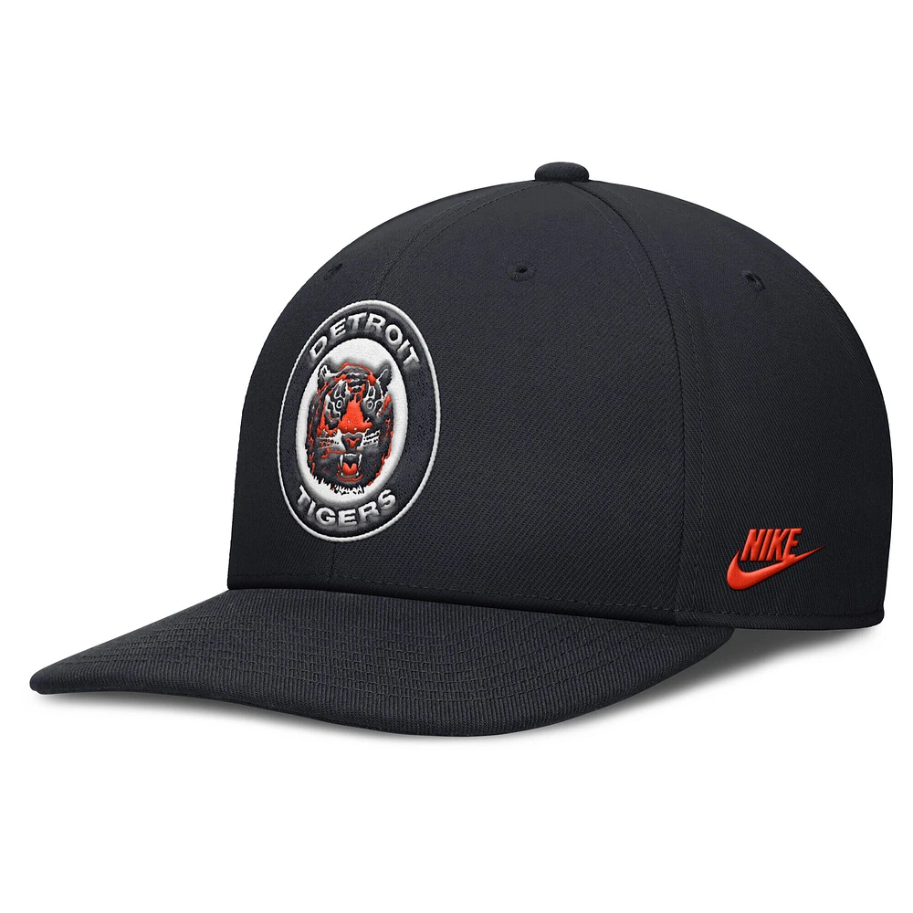 Men's Nike Navy Detroit Tigers Pro Performance Snapback Hat