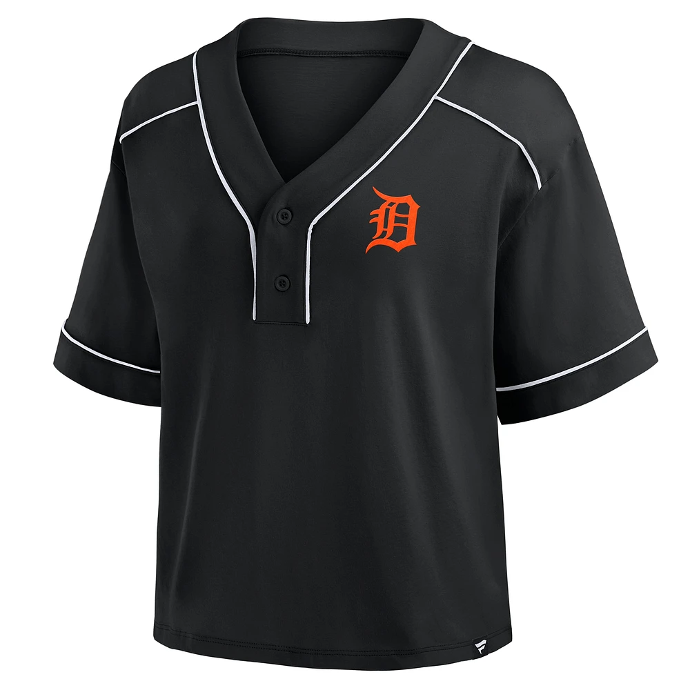 Women's Fanatics Black Detroit Tigers Oversized Champ Game Cropped V-Neck T-Shirt