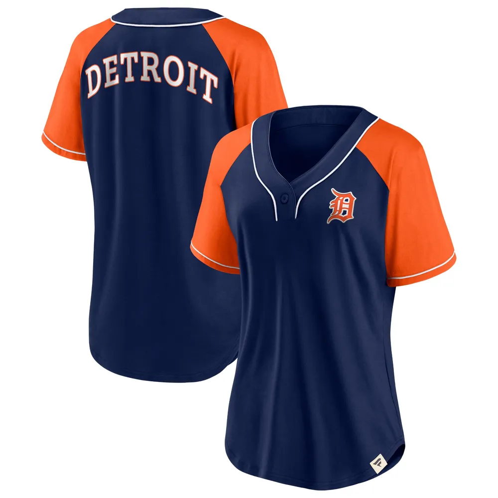 Lids Detroit Tigers Fanatics Branded Women's Bunt Raglan V-Neck T