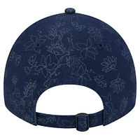 Casquette ajustable 9TWENTY à imprimé floral ton sur ton bleu marine Detroit Tigers de New Era pour femme