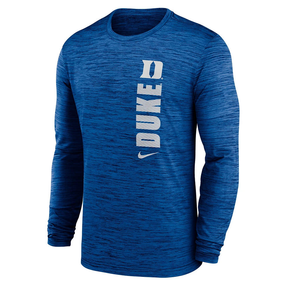 T-shirt à manches longues Nike Royal Duke Blue Devils Sideline Velocity Performance pour homme