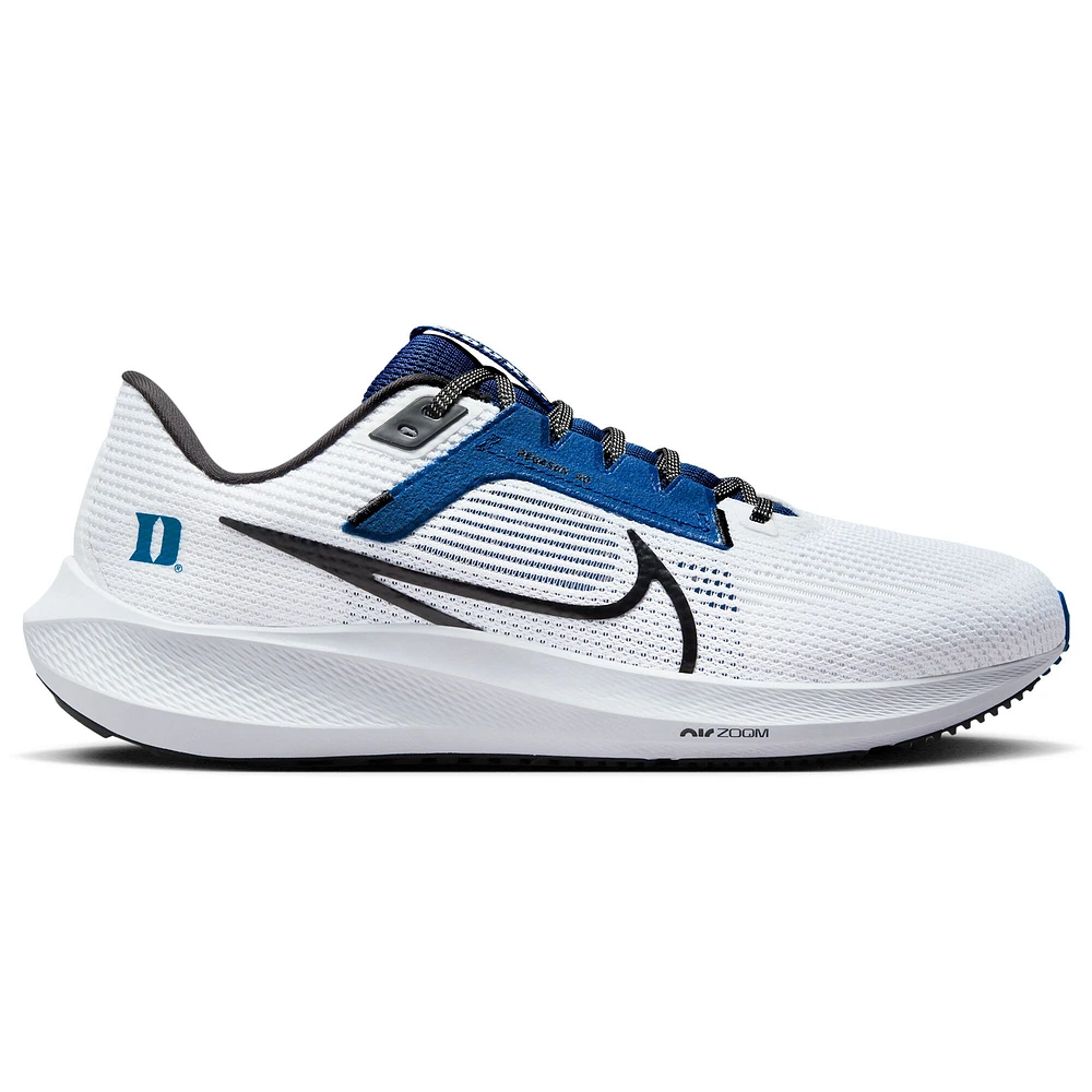 Chaussure de running unisexe Nike Duke Blue Devils Zoom Pegasus 40 blanche