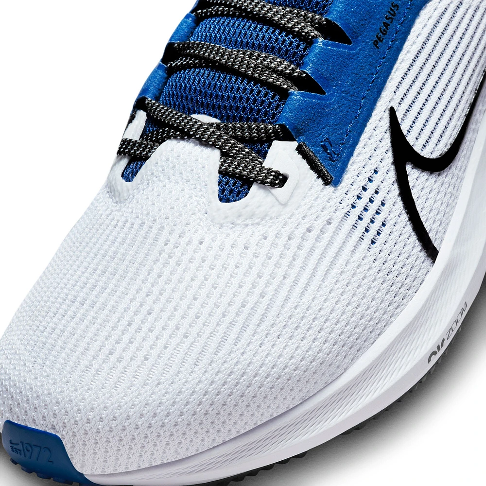 Chaussure de running unisexe Nike Duke Blue Devils Zoom Pegasus 40 blanche