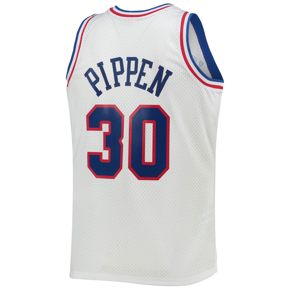 Scottie Pippen - My little dudes. Classic throwback.