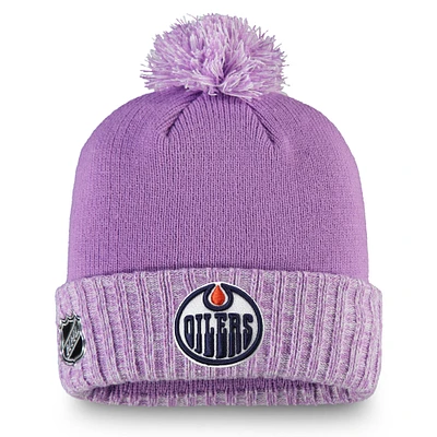 Bonnet en tricot à revers et pompon Fanatics Heather Purple des Oilers d'Edmonton Hockey Fights Cancer pour hommes