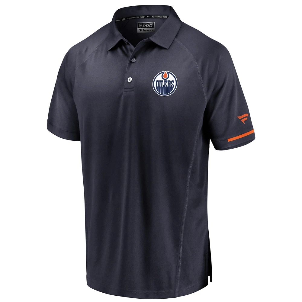 Polo Authentic Pro Rinkside des Oilers d'Edmonton bleu marine de marque Fanatics pour hommes