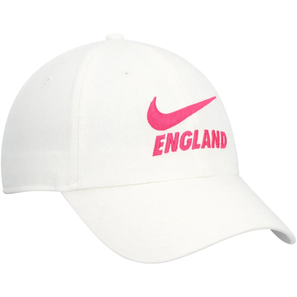 Casquette réglable Nike blanche pour femme de l'équipe nationale d'Angleterre Campus