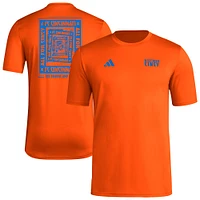 T-shirt cache-cœur adidas Orange FC Cincinnati Local pour homme