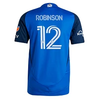 Maillot de joueur authentique adidas Miles Robinson Blue FC Cincinnati 2025 Orange et Bleu Legacy Kit pour homme