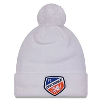 Bonnet en tricot à revers et crochet en jersey New Era blanc FC Cincinnati pour hommes avec pompon