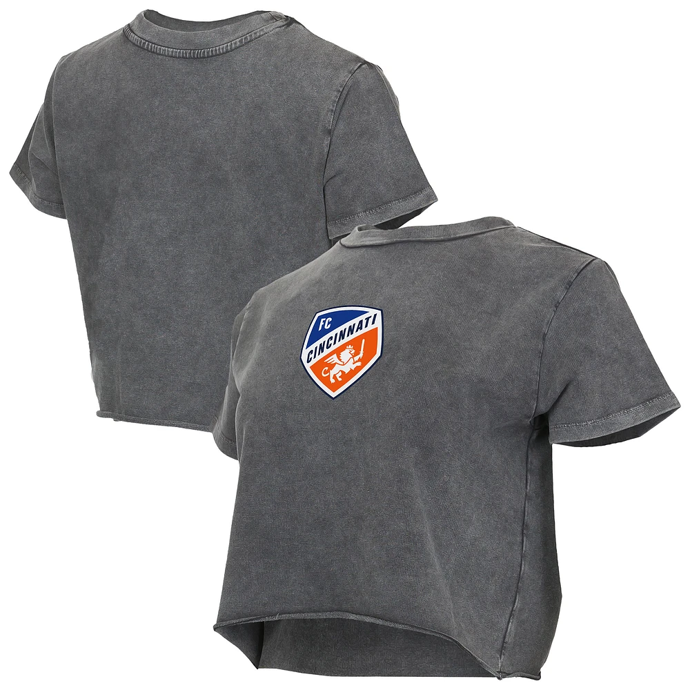 Women's Concepts Sport Charcoal FC Cincinnati Distressed Market Cropped T-Shirt