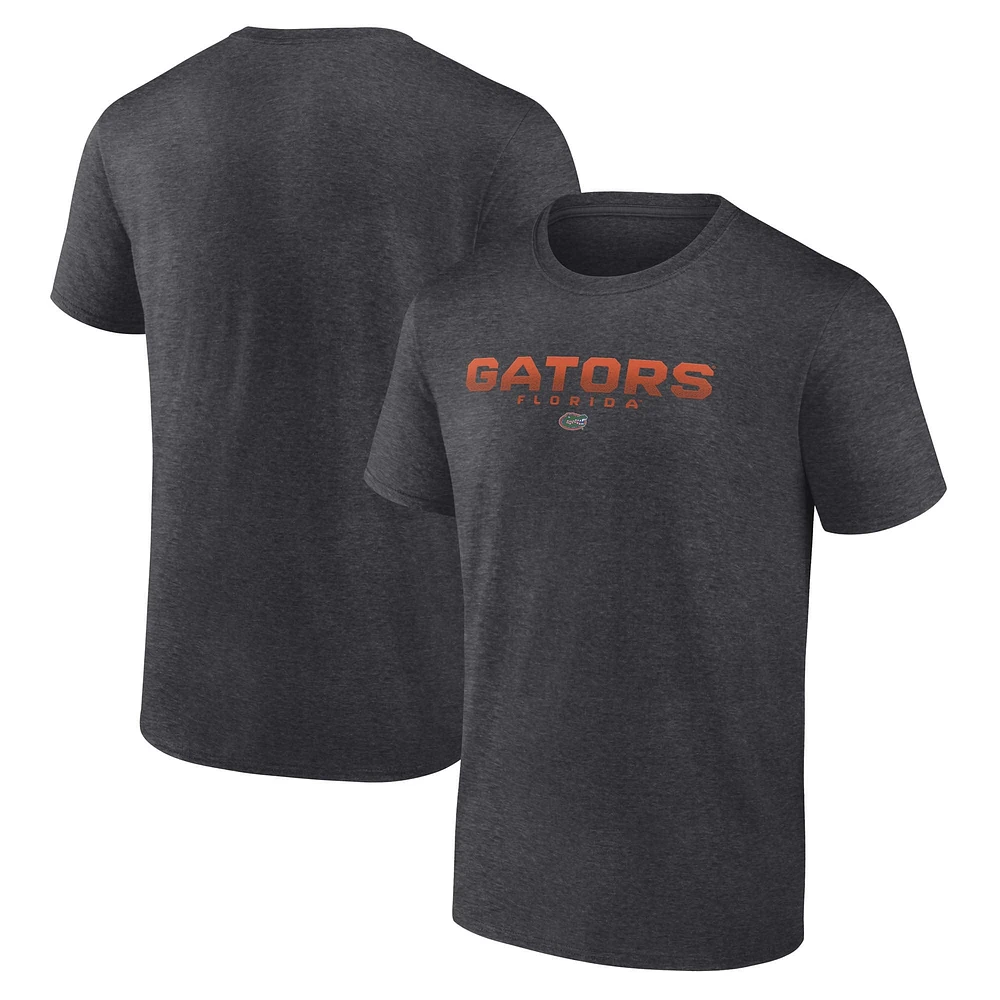 T-shirt Fanatics Heather Charcoal pour homme avec cicatrices de bataille emblématiques des Florida Gators