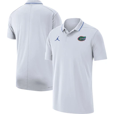 Polo de performance Jordan Brand pour hommes des Florida Gators 2023 Coaches blanc