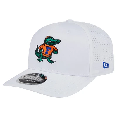 Men's New Era White Florida Gators Perform Vault 9SEVENTY Stretch-Snap Hat