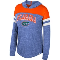 T-shirt à capuche manches longues et blocs de couleurs mouchetés Colosseum Royal Florida Gators pour femmes