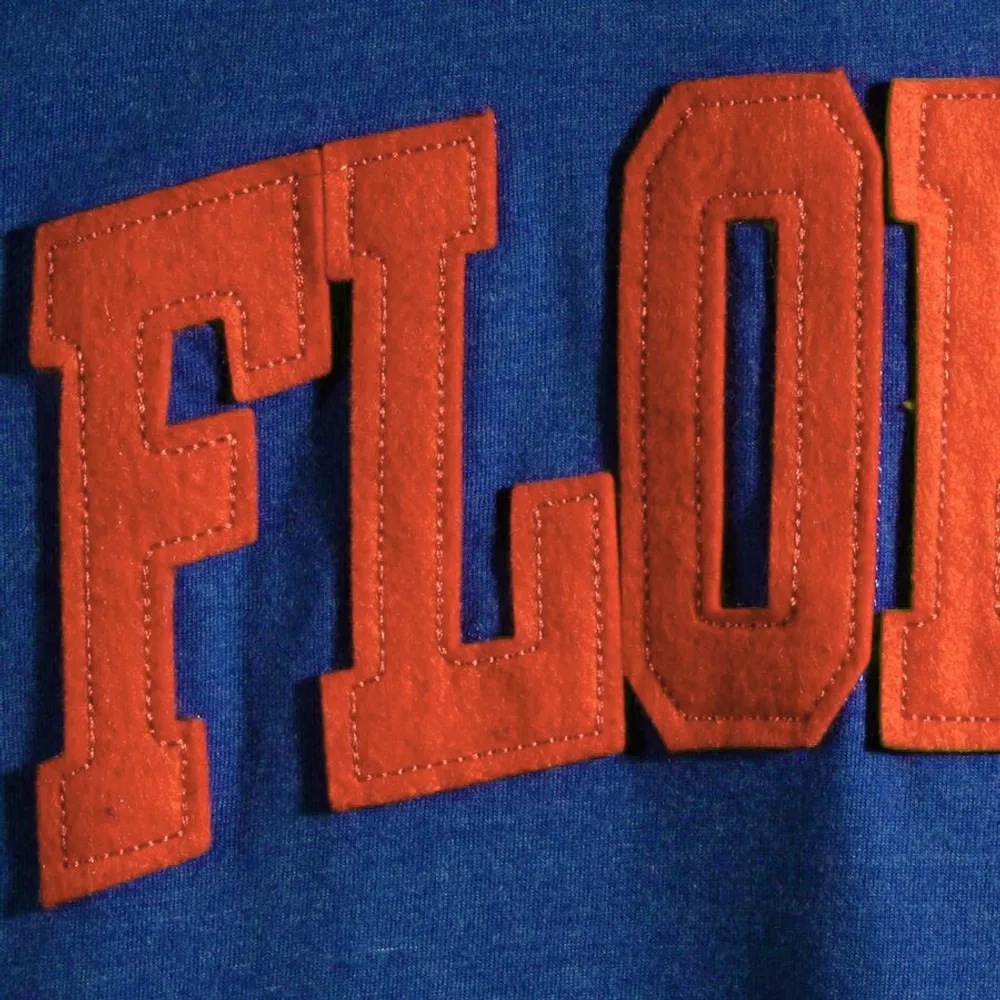 T-shirt à manches longues Pressbox Royal Florida Gators Two-Hit Canyon pour femmes