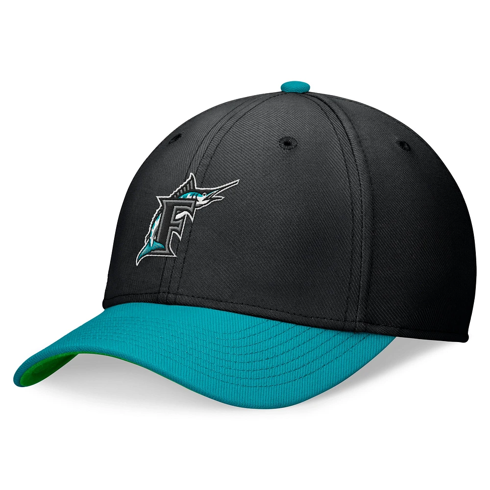 Casquette de performance Rewind Swooshflex Nike pour hommes, noir/bleu sarcelle, Florida Marlins Cooperstown Collection