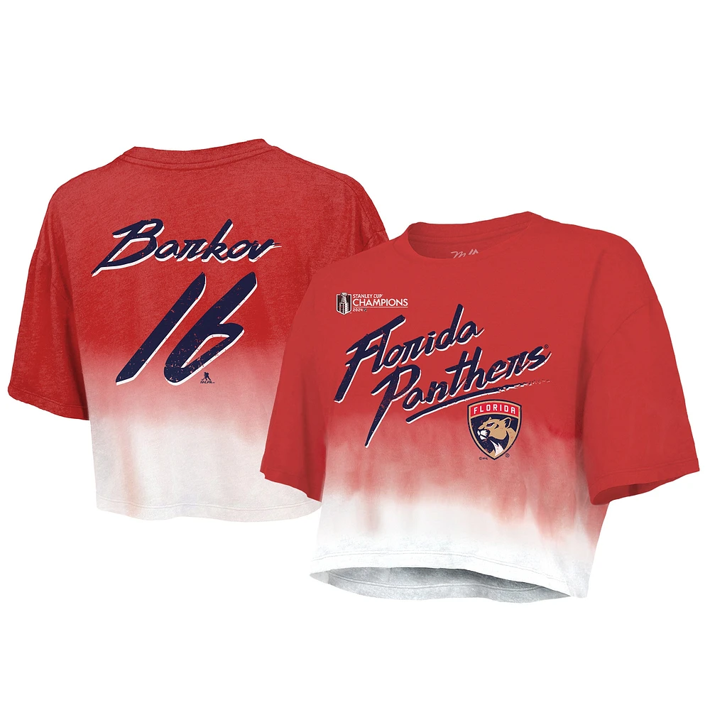 T-shirt Majestic Threads pour femmes Aleksander Barkov Red Florida Panthers Champions de la Coupe Stanley 2024 Dip Dye Boxy Cropped Name & Number