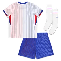 Ensemble de kit stade réplique extérieur l'équipe nationale France 2024 Nike blanc pour enfants d'âge préscolaire