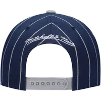 Mitchell & Ness Navy Georgetown Hoyas Team Pinstripe Snapback Hat