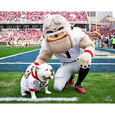 Georgia Bulldogs Unsigned Hairy Dawg with Uga Photograph