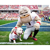 Georgia Bulldogs Unsigned Hairy Dawg with Uga Photograph