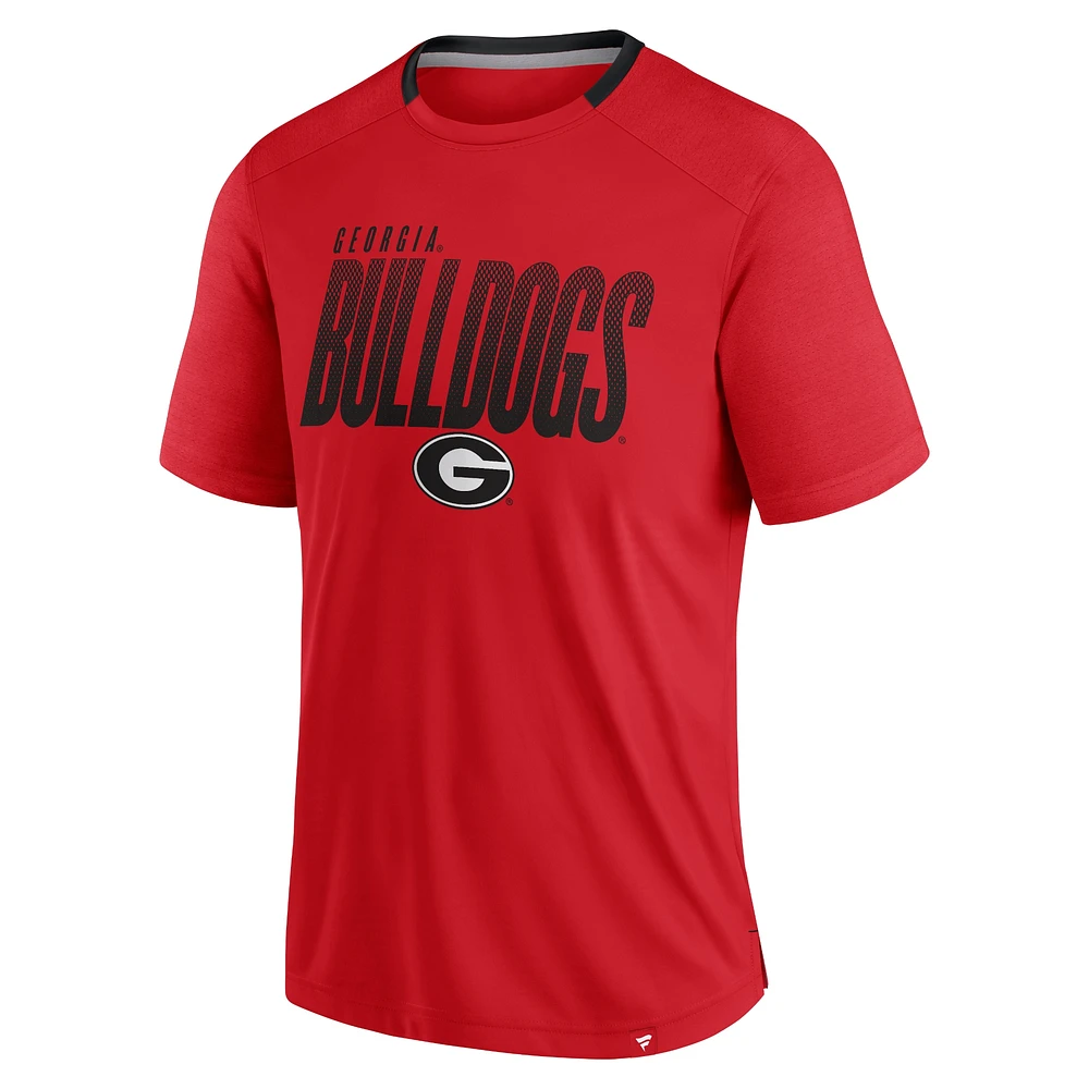 Men's Fanatics Georgia Bulldogs Defender Fade Slant T-Shirt