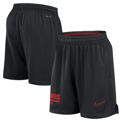 Short Nike noir Georgia Bulldogs 2024 Sideline Performance Mesh pour homme