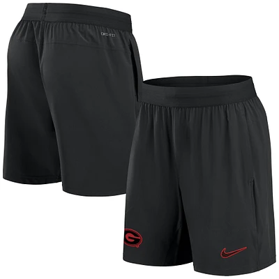 Short Nike noir Georgia Bulldogs 2024 Sideline Performance pour homme