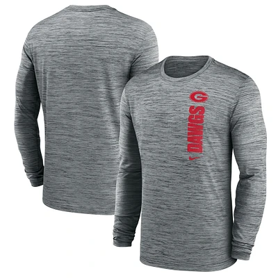 Men's Nike Georgia Bulldogs 2024 Sideline Velocity Performance Long Sleeve T-Shirt