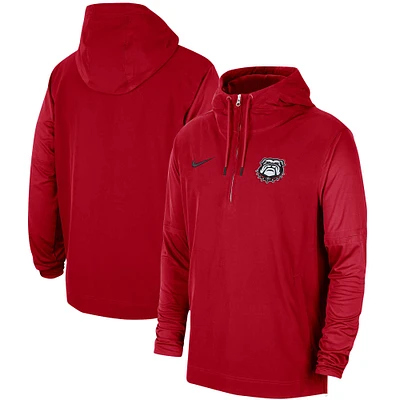 Veste à capuche fermeture éclair quart de touche Nike Georgia Bulldogs 2023 Sideline Player pour homme, rouge