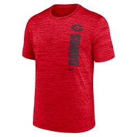 T-shirt Nike rouge Georgia Bulldogs 2024 Sideline Velocity Performance pour homme