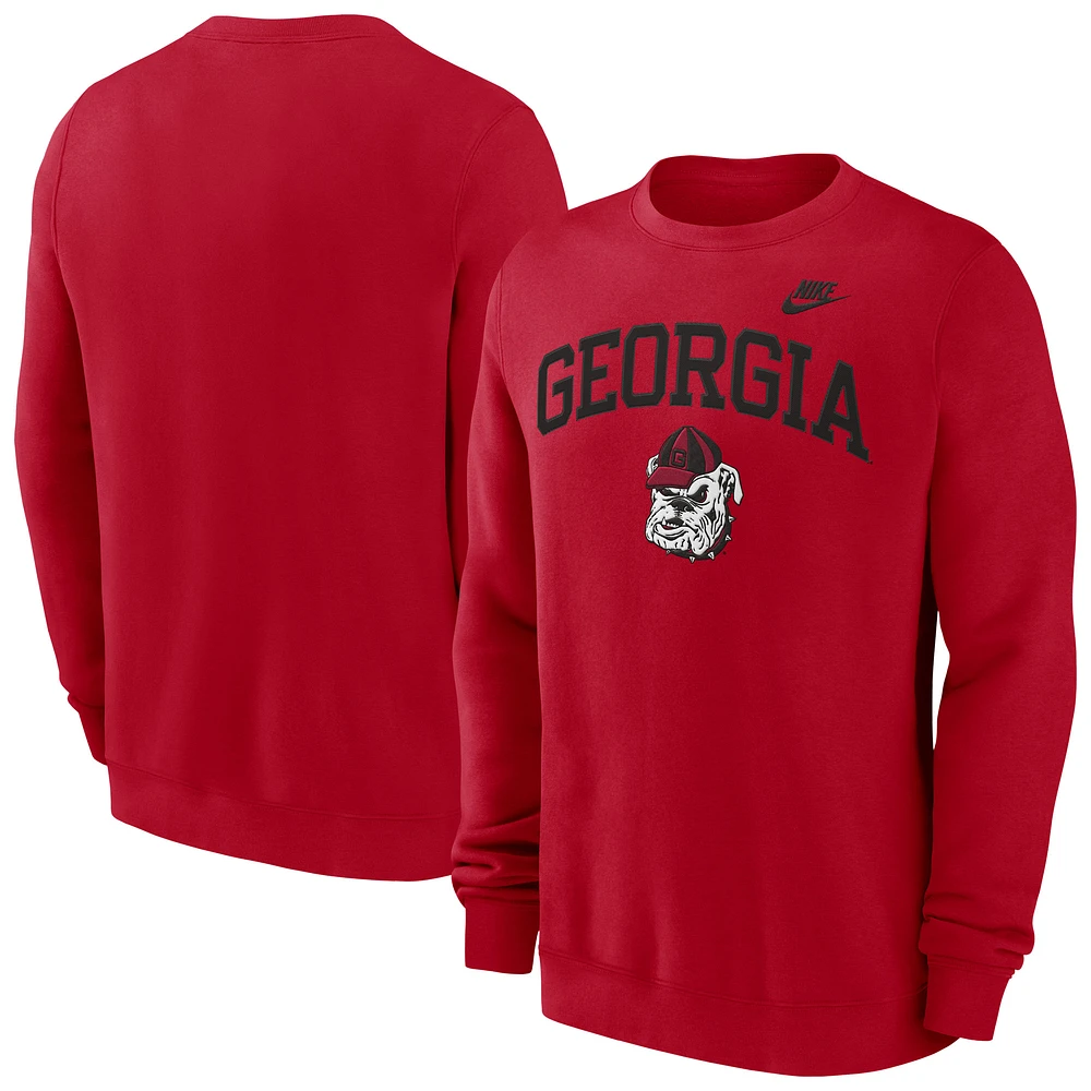 Sweat-shirt à enfiler Nike Red Georgia Bulldogs Legacy Classic Tackle Twill avec logo brodé Arch Over pour homme