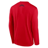 Men's Nike Red Georgia Bulldogs On-Court Basketball Shootaround Performance Long Sleeve T-Shirt