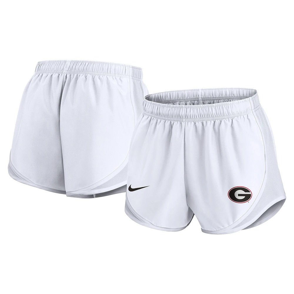 Short Nike blanc Georgia Bulldogs Primetime Tempo Performance pour femme