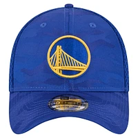 Casquette New Era Royal Golden State Warriors Subtle Camo 39THIRTY Flex pour homme