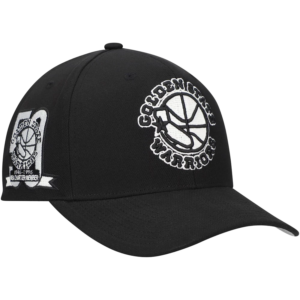 Casquette réglable noire Mitchell & Ness Golden State Warriors Panda pour hommes