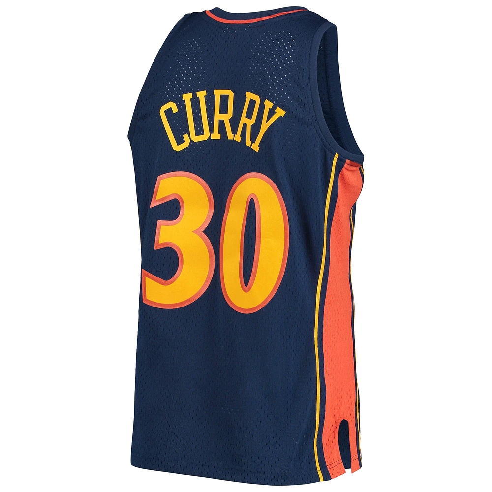 Maillot Swingman Mitchell & Ness Stephen Curry bleu marine Golden State Warriors Hardwood Classics pour hommes