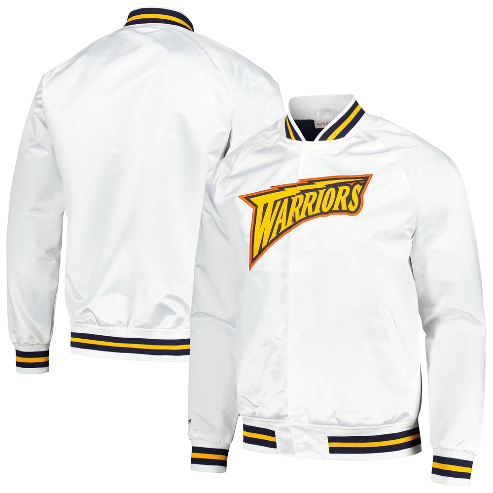 Veste à bouton-pression blanche Golden State Warriors Mitchell & Ness pour hommes Hardwood Classics Throwback Wordmark Raglan