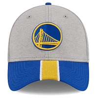 Casquette flexible 39THIRTY rayée New Era pour hommes, gris/royal, Golden State Warriors