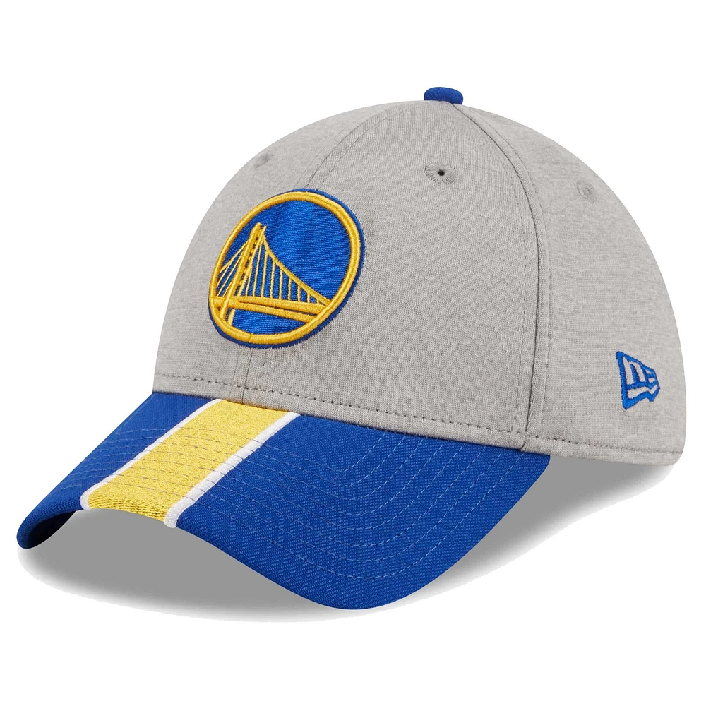 Casquette flexible 39THIRTY rayée New Era pour hommes, gris/royal, Golden State Warriors