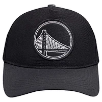 Casquette Snapback à pincement avant Pro Standard noire pour homme Golden State Warriors Paint the City