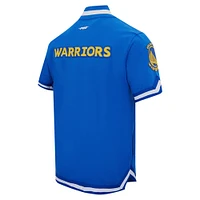 Veste d'échauffement classique à bouton-pression Pro Standard Royal Golden State Warriors pour hommes